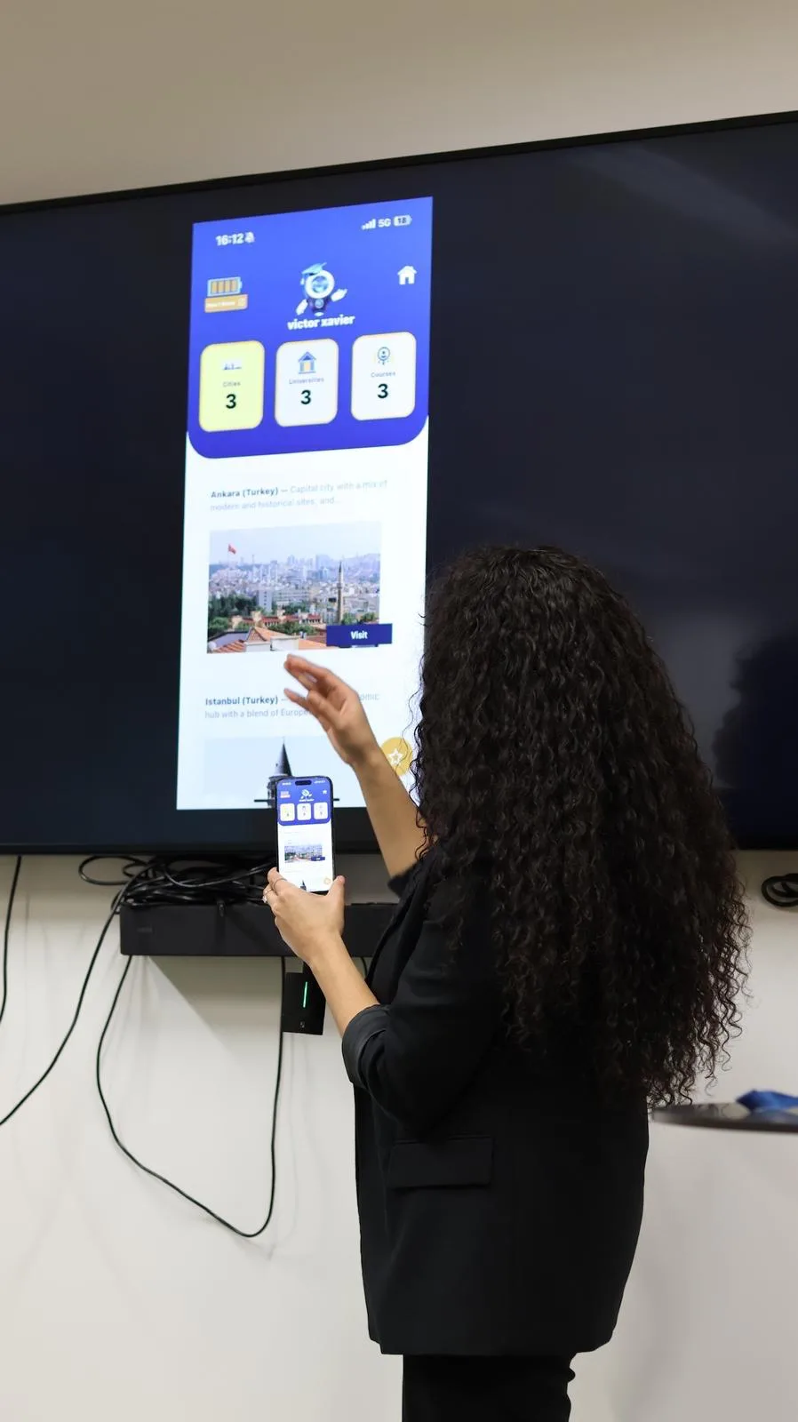A live demonstration of the IDK-Yet mobile experience